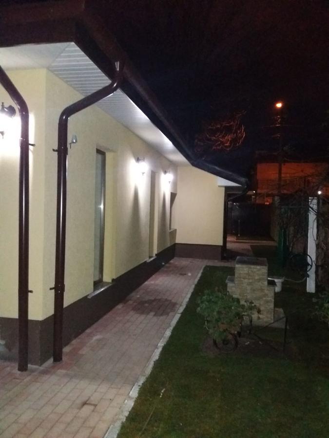 Casuta Bunicilor Villa Bukarest Kültér fotó